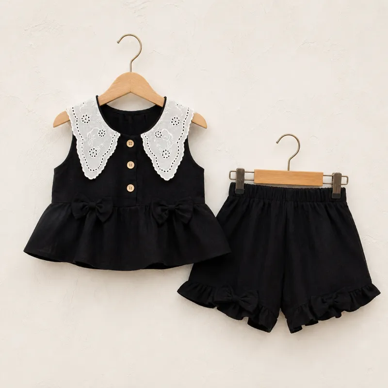 460033-black.webp