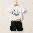 457363-white-black.webp