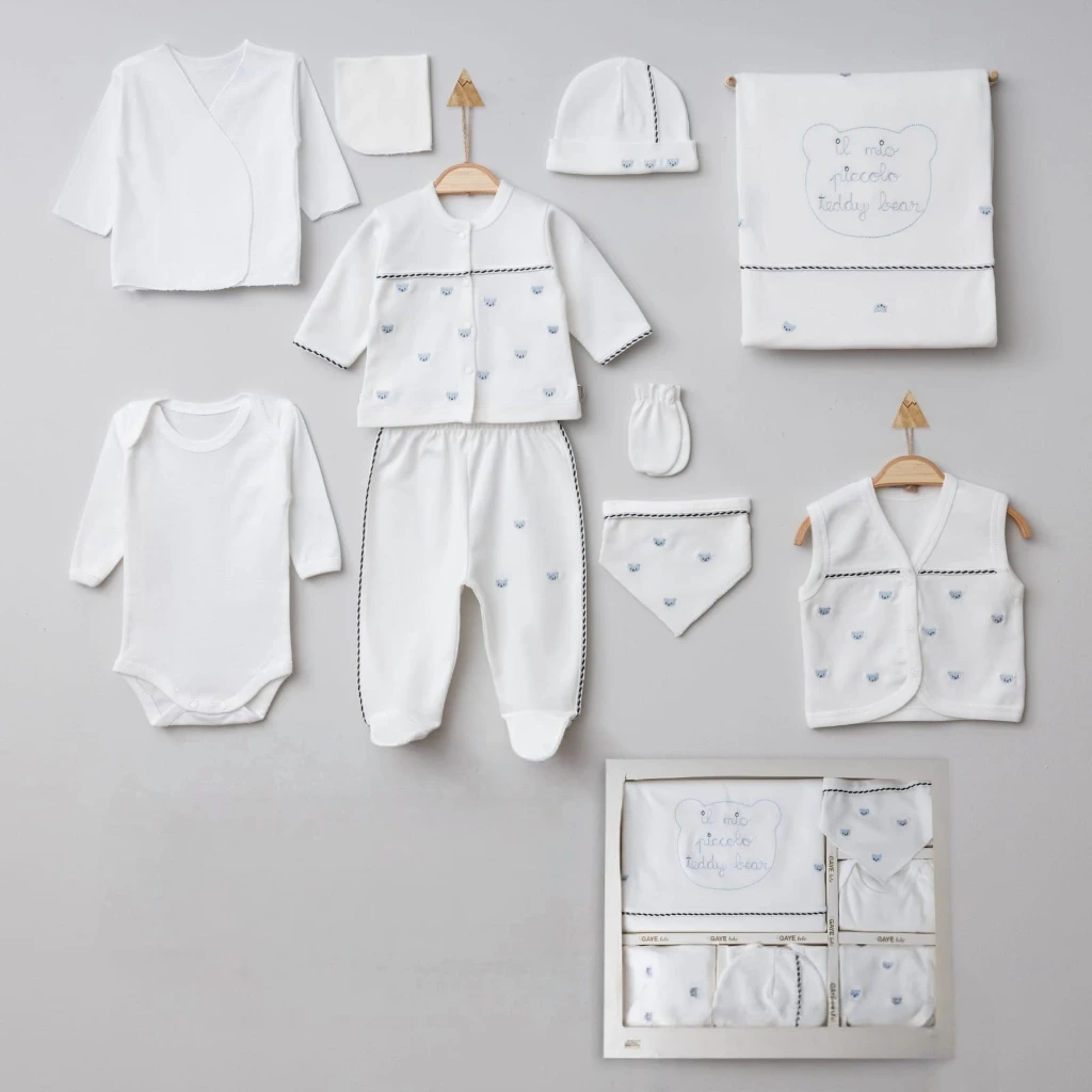 Exclusive Set of Baby Unissex Minimalist Smooth Clothes